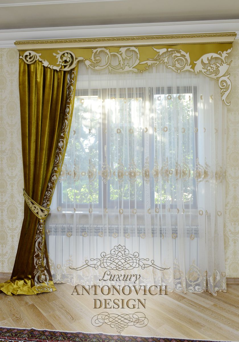 Красивые Гардины с вышивкой в гостиной